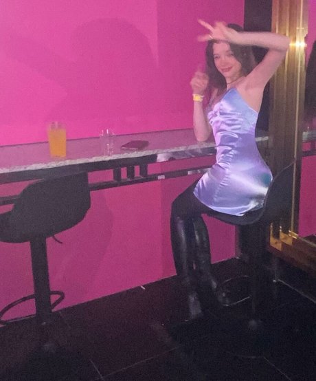 A Bit Rebecca beautiful model gallery