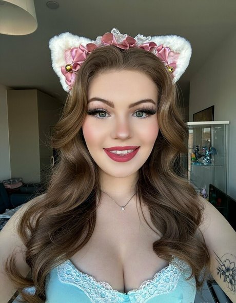 freedellieisla top star photos