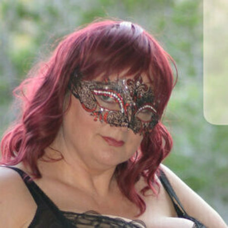 freesupersizedlovegoddes model photo