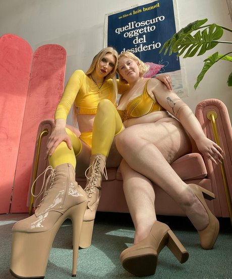 tall doll hot actress pictures