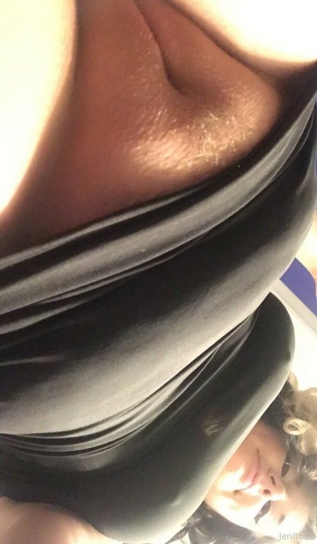 moonmomma369 model art pic