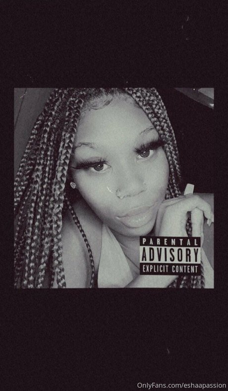 eshaapassion naked model photo