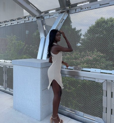 Luhmulaa model xxx img