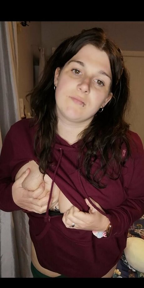 pregnantgothmama nude pornstar photo