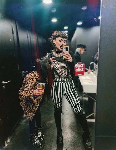 LittleDemonWitch model high quality photos