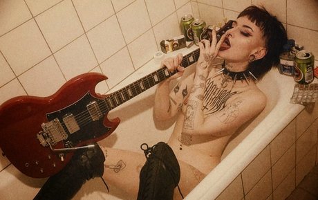 LittleDemonWitch art actress photo