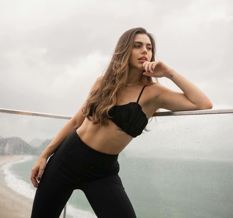 Jessika Alves model pretty galleries