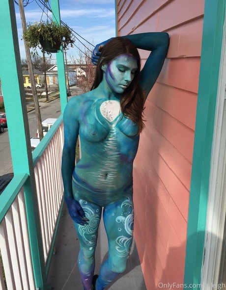 a leigh nudes model galleries