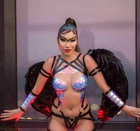 miyalifestyle model pornographic picture