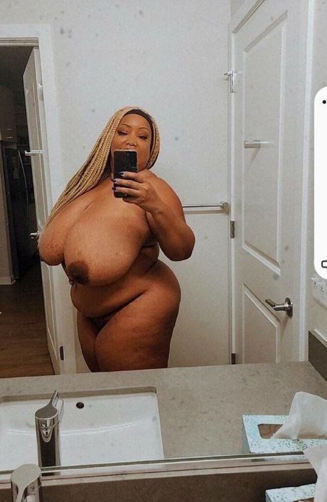 MsDeja nudes star pictures