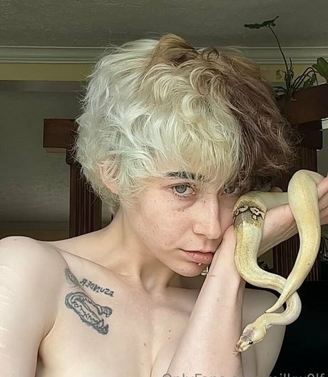 milkw0lf pornstar high quality pic