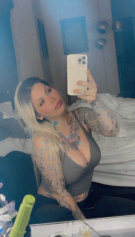 dab710queen top pornstar photo