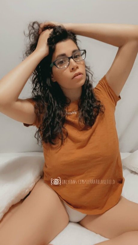 sierrarblakefield pornstar nude image