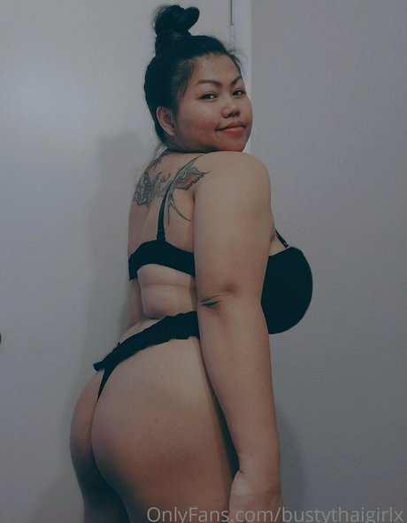 bustythaigirlx thumbnail