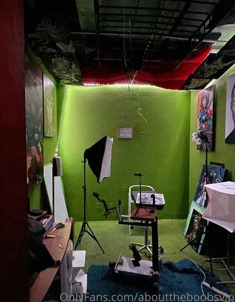 abouttheboobsvip hot star pics