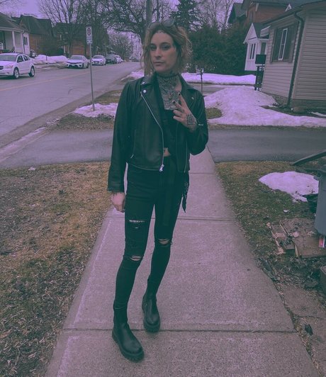 Hayley Hazel model erotic photo