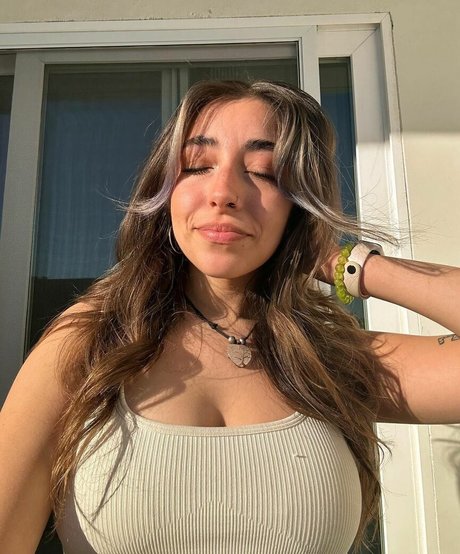 Tiana Renay free star photos