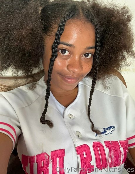 kittnsoles adult actress img