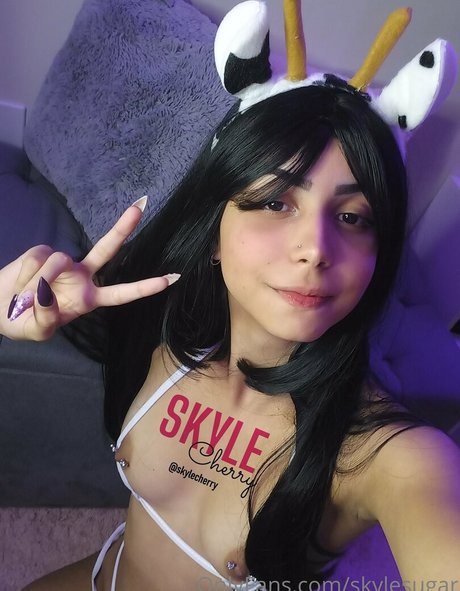 skylewaifu best model images