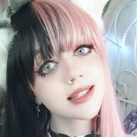 aldorachan erotic star pic