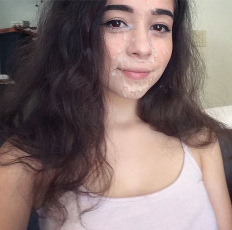 ConfusingQT exclusive actress pics