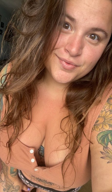 HandfulHeather profile pic