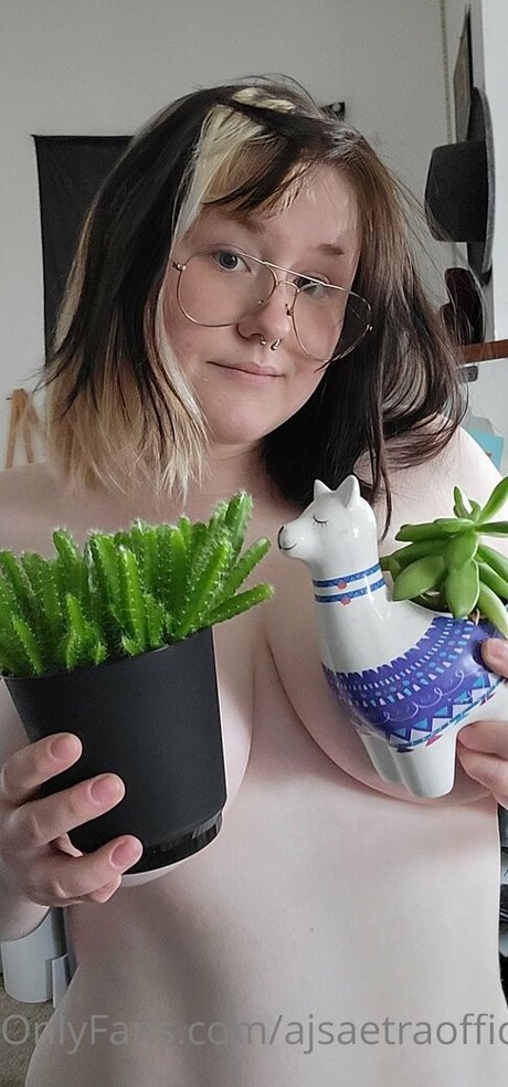 ajsaetraofficial star exclusive photos