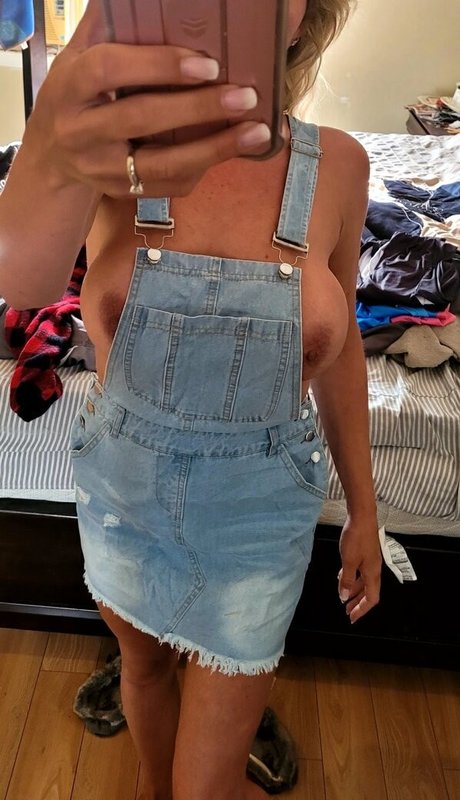 Girlf Grid pornographic model img