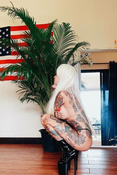 Bantik Boy perfect model image