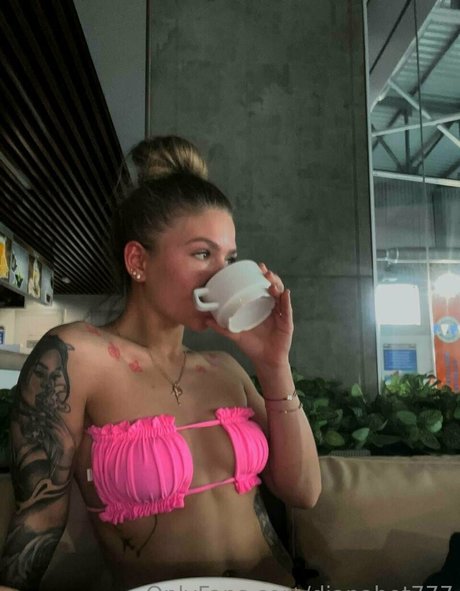 juliawind art model picture