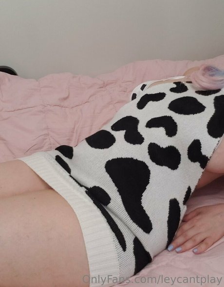 Leycantplay pornstar free pics