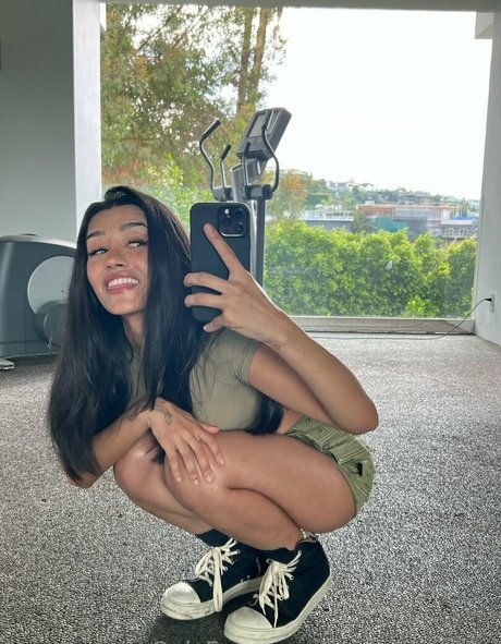 bootsthefeline pornstar pics