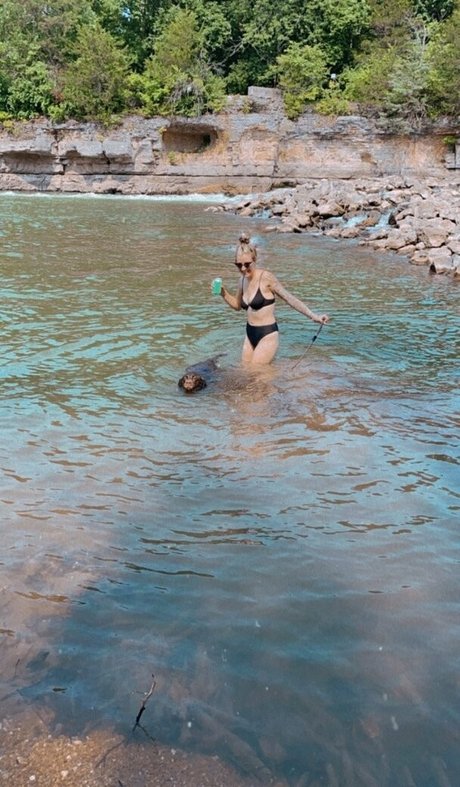 brookes world pretty pornstar picture