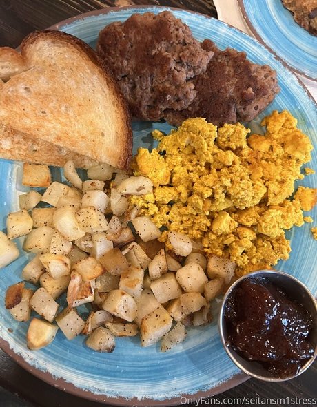 brookes world model nudes pic