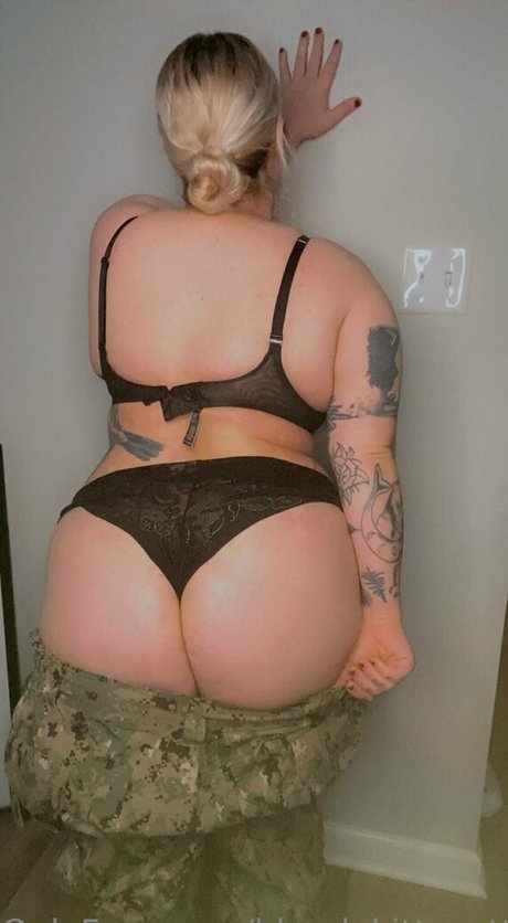 blondekittycattt star img