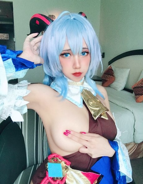 Refeen pornstar nudes gallery