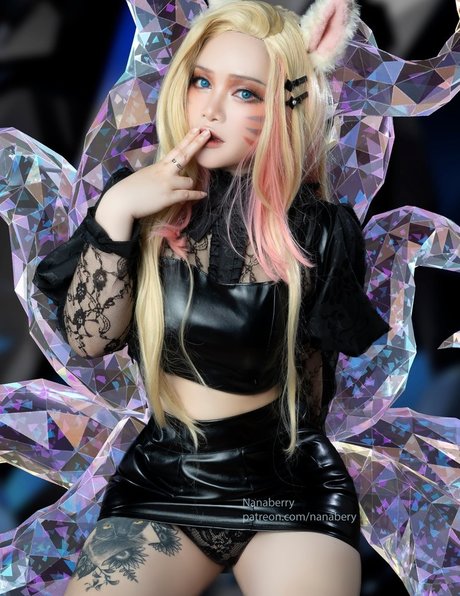 Nana Berry star beautiful archive