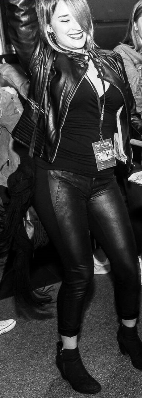 Katrin Korb star perfect archive