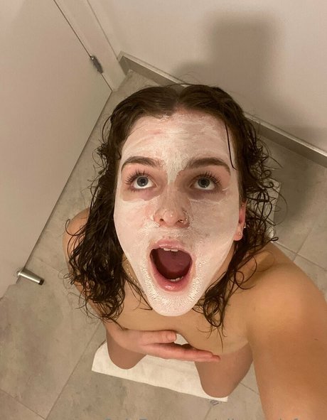 olive onlyfans star sexy image