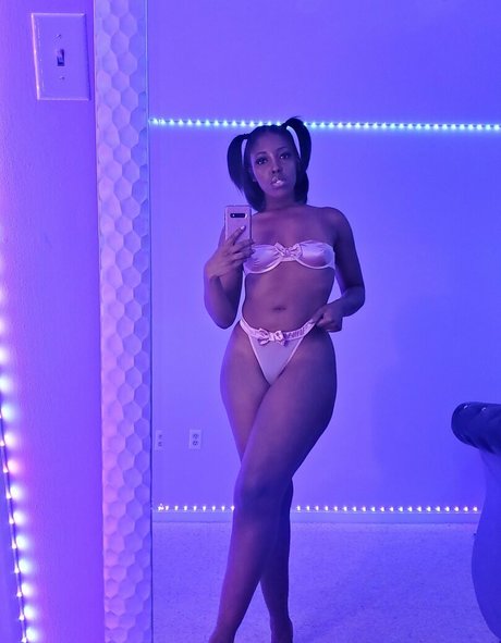 mirascarlett porn actress img