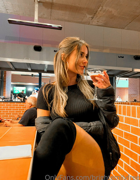 brightemilyfree star nudes pic