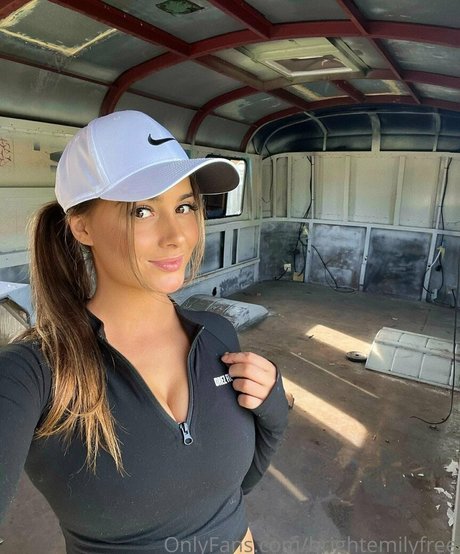 brightemilyfree nude model archive