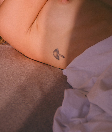 cheerleader nude onlyfans hot nude galleries