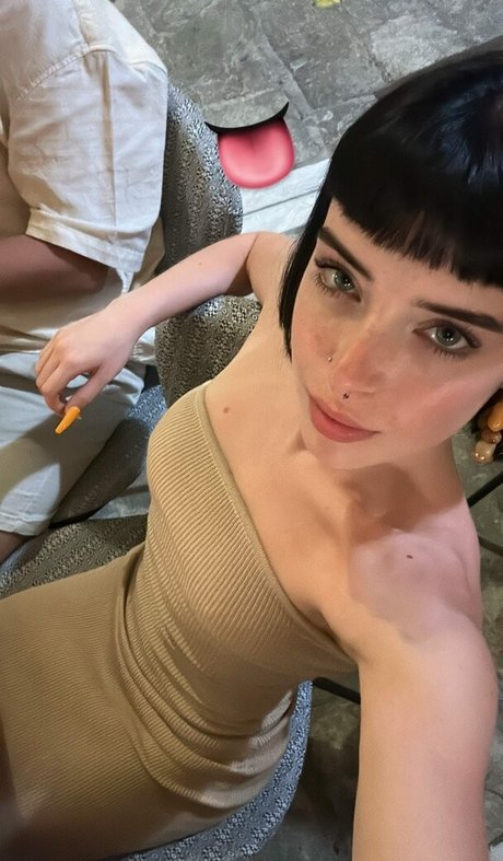 Chloe Hodgson adult actress pic