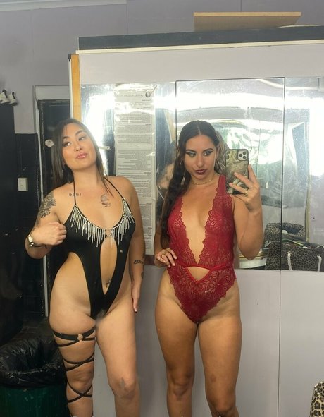 Goddessmaterial1 sexy actress pics