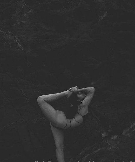 Goddessmaterial1 model top images