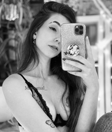 basostream hot model photos