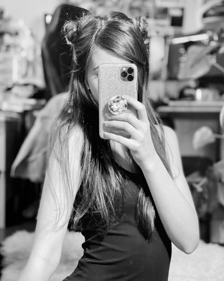 basostream model sexy pic