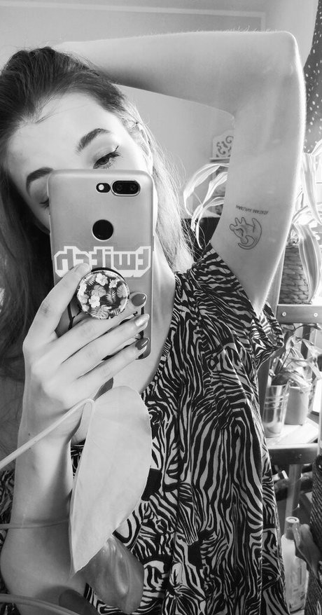 basostream naked star galleries