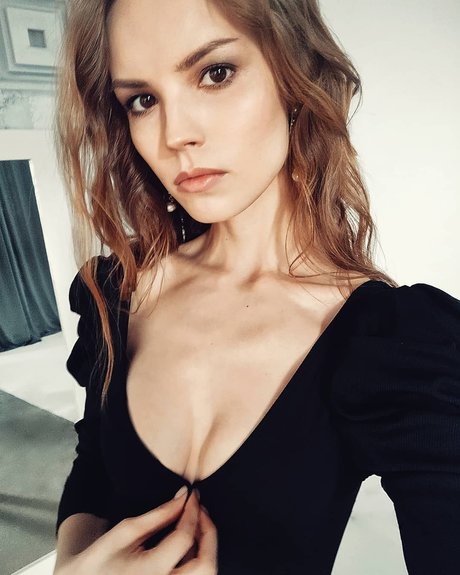 Anastasia Ditmar model pretty pictures